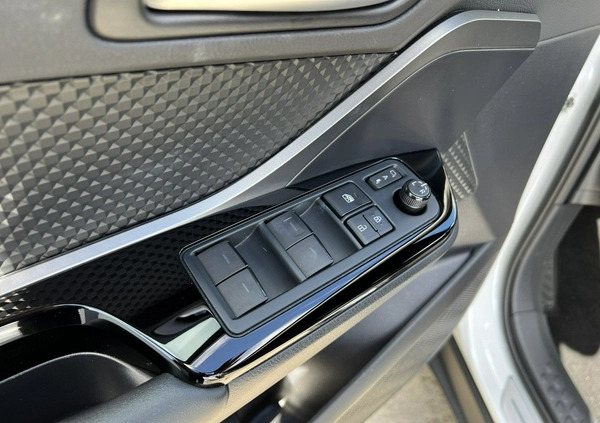 Toyota C-HR cena 125900 przebieg: 40838, rok produkcji 2022 z Recz małe 781